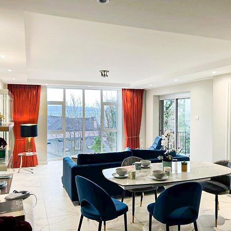 Modern Luxurious Apartment W/ Patio Balcony & View Jordanstown Exterior foto